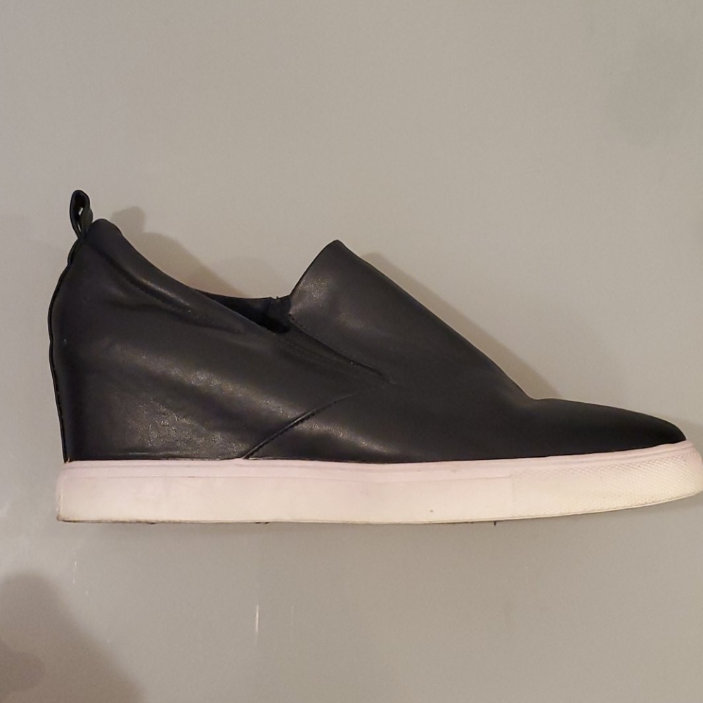 Madden Girl Shoes size 10